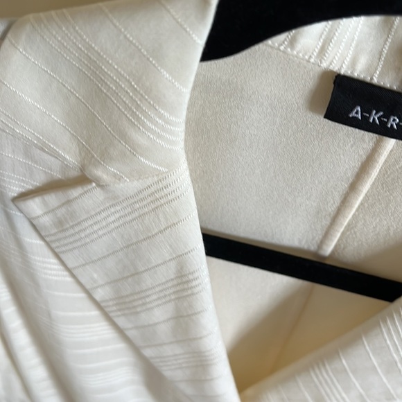 A-K-R-I-S - Picture 4 of 4